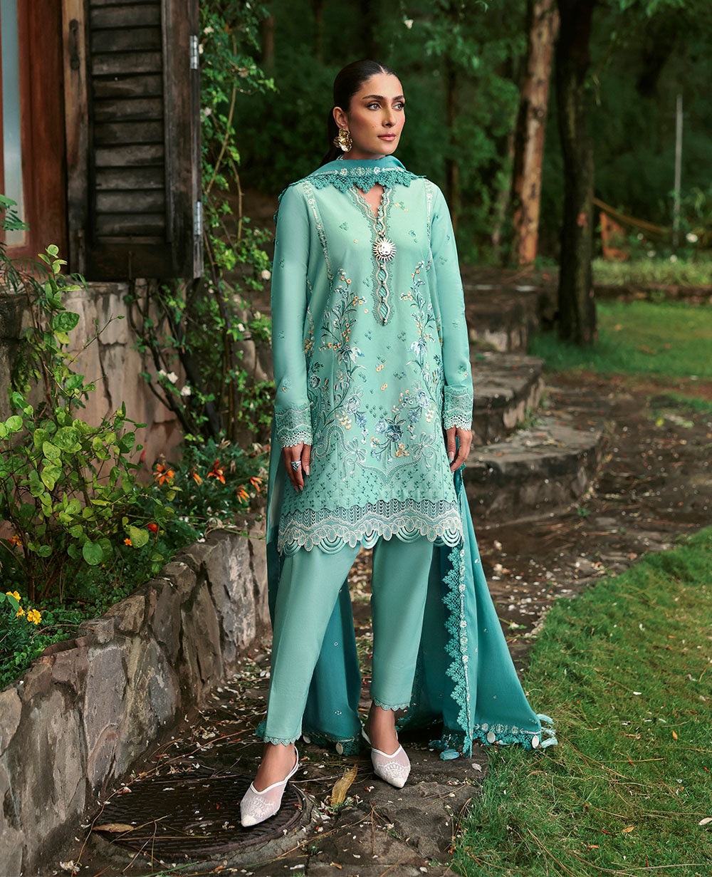 Republic Womenswear | Talia Luxury Lawn 25 | D3-B - Saia